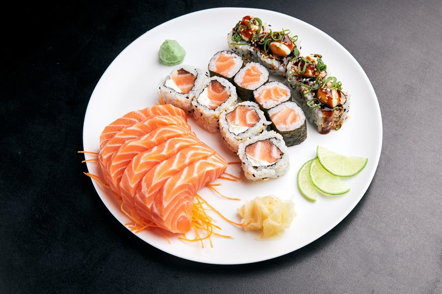 Combinado Salmão 18p